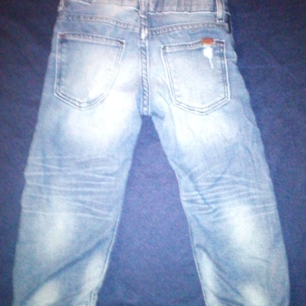 Jeans - Picture 2 of 2